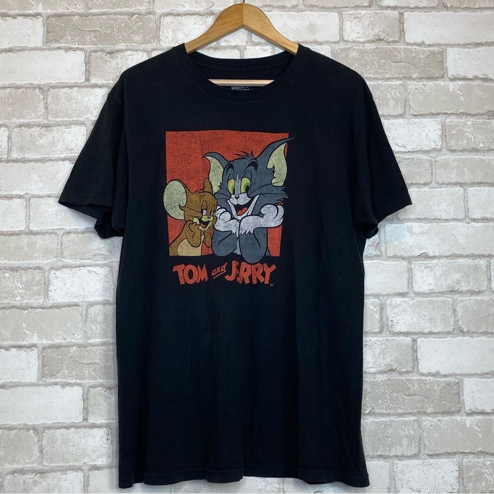 Tom & Jerry Black Graphic T-Shirt Size L